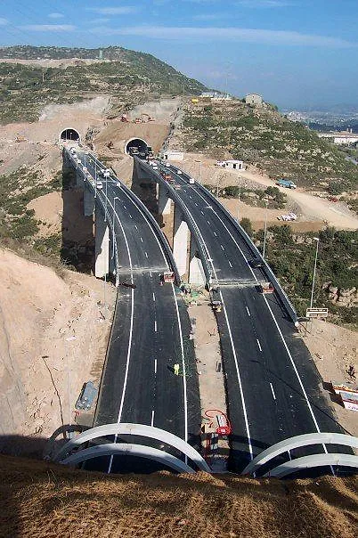 Eje del Llobregat C-16